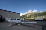 20130720_074428_Flug_N466M_Samedan$.JPG