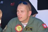 20130726_100052_Flug_Patrouille_Suisse_Fantag_WangenLachen_Autogrammstunde.JPG