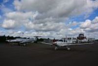 20130804_102546_Flug_HBFVO_Pilatus_PC12_FHREL_Cirrus_SR22G3_BigginHill.JPG